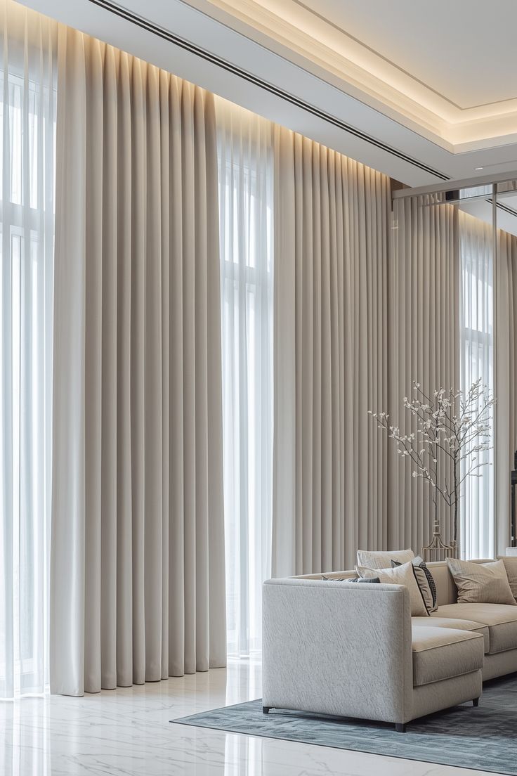 Elegant curtain display
